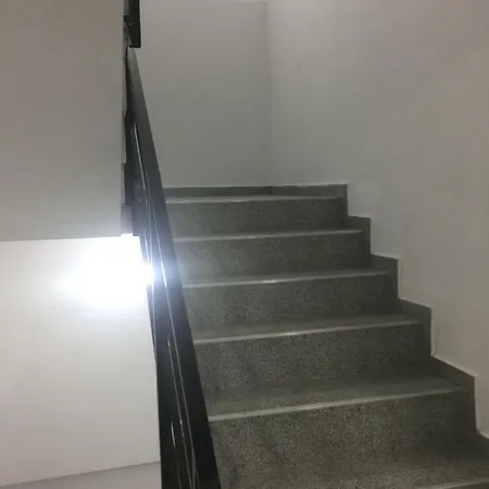 Apartament 2 Camere,strada D22,nr.34,navodari * ナボダリ